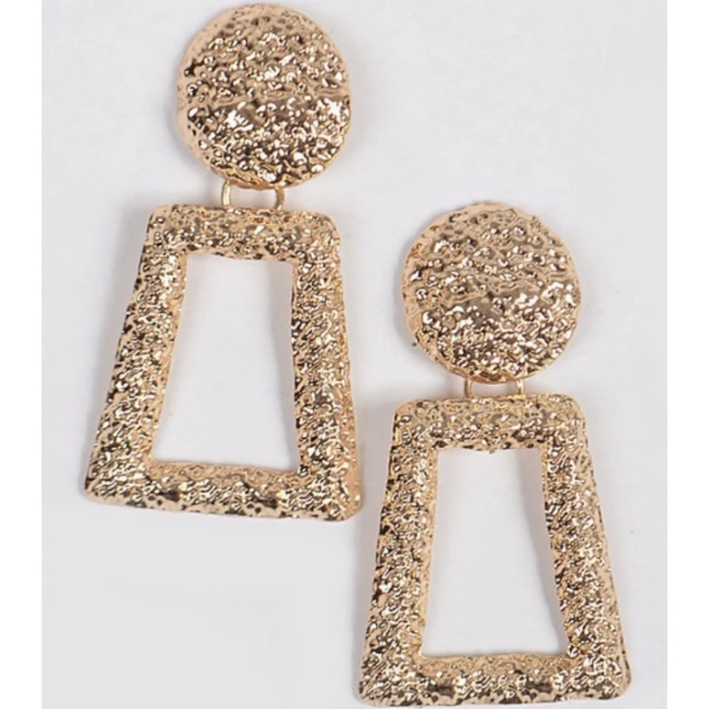 Gorgeous Geometric Earrings by Command Performance Accessories